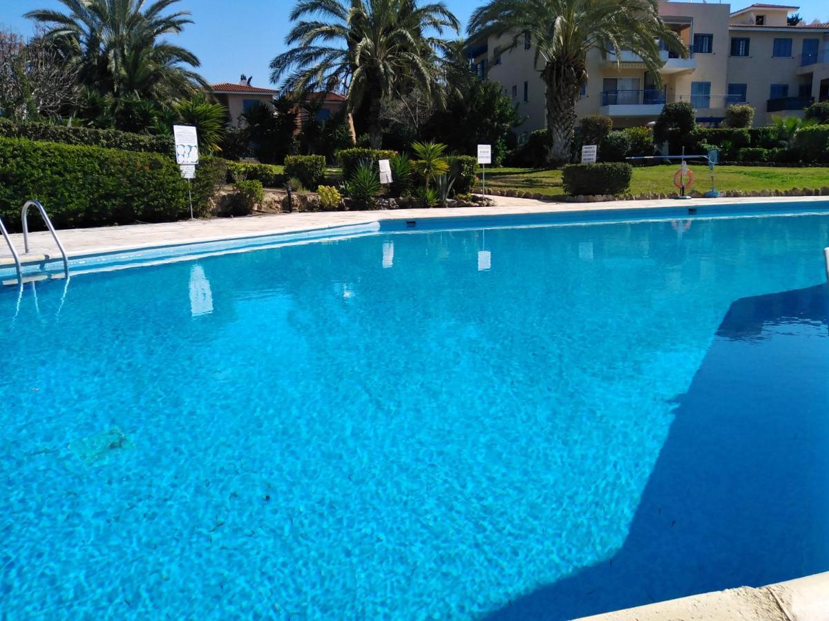 Paradise Gardens II Anastasia Apartment Пафос Екстериор снимка