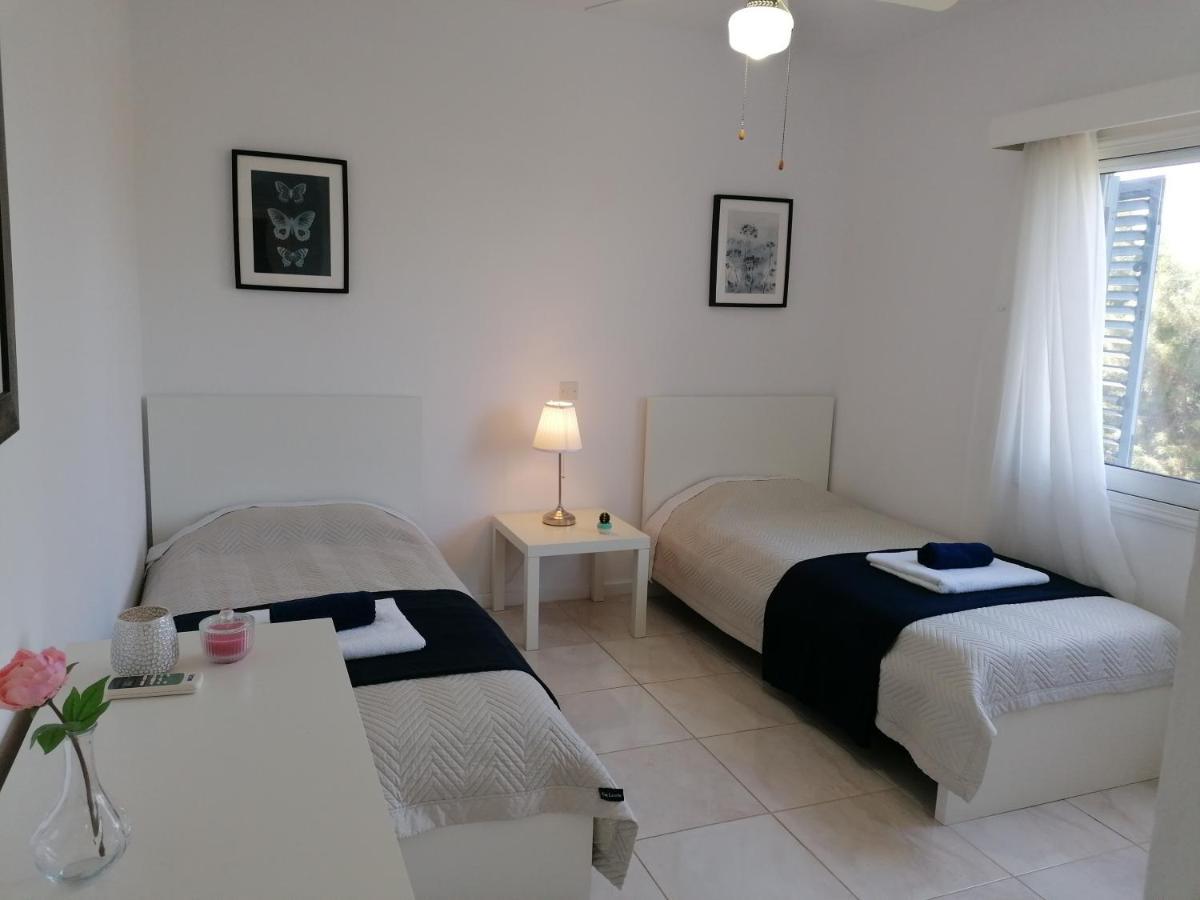 Paradise Gardens II Anastasia Apartment Пафос Екстериор снимка