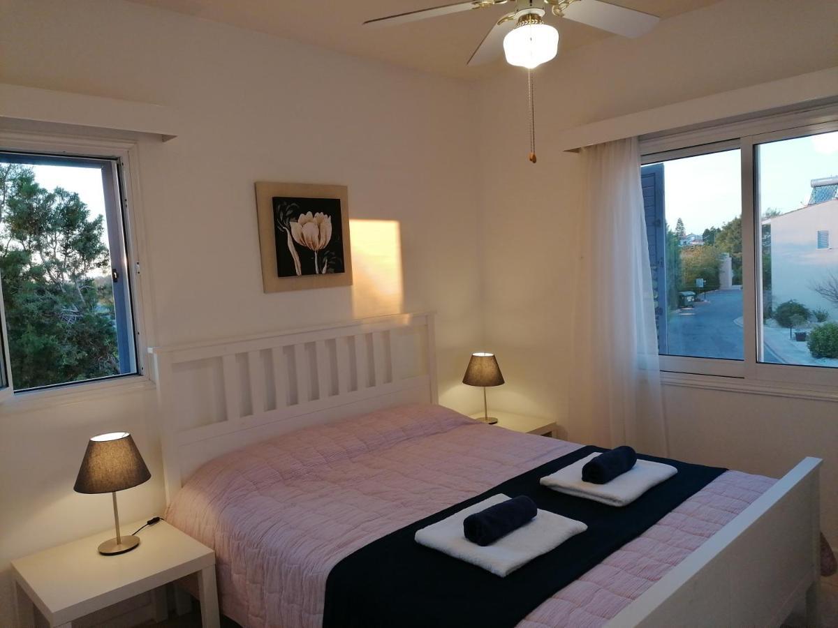Paradise Gardens II Anastasia Apartment Пафос Екстериор снимка