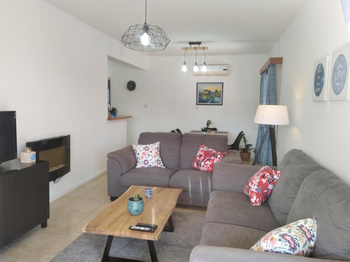 Paradise Gardens II Anastasia Apartment Пафос Екстериор снимка